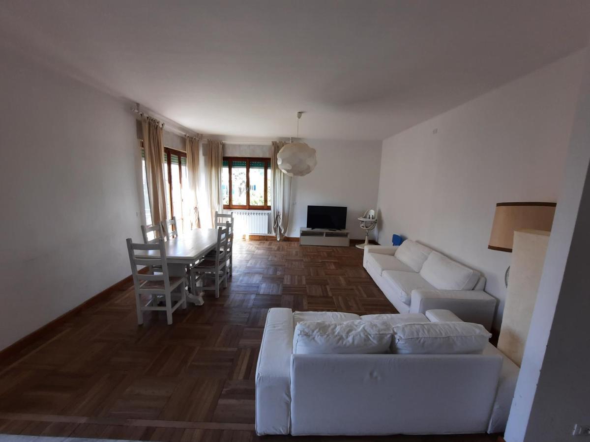 Casa Romeo Appartamento Con Posto Auto Finale Ligure Exterior photo