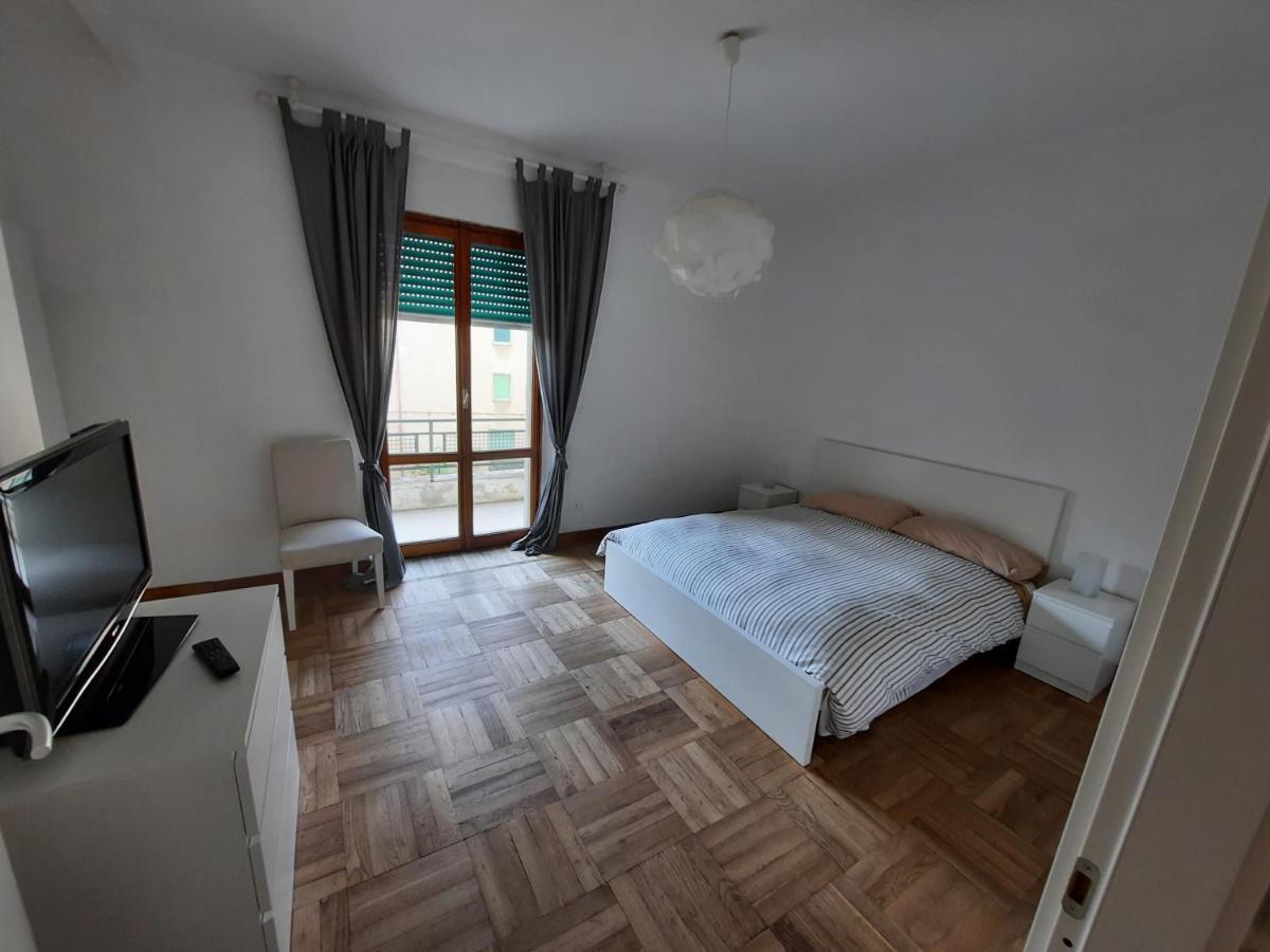 Casa Romeo Appartamento Con Posto Auto Finale Ligure Exterior photo